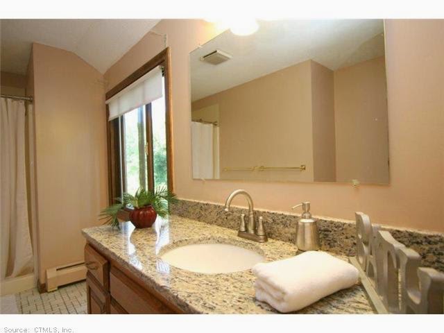 New England Granite & Cabinets, LLC